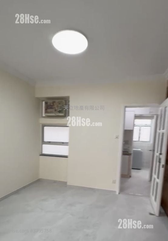 Harmony Court Rental 3 Bedrooms , 1 Bathroom 658 ft²