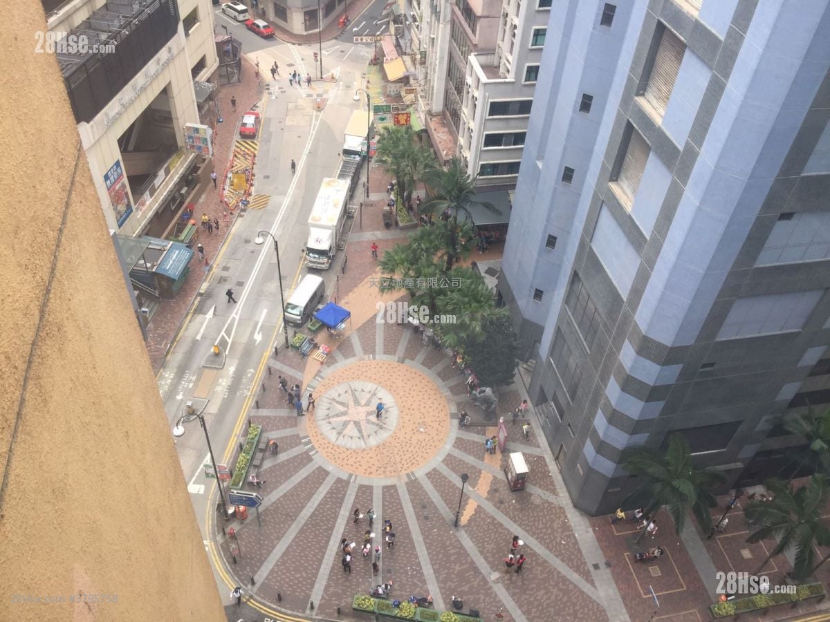 Harmony Court Rental 3 Bedrooms , 1 Bathroom 658 ft²