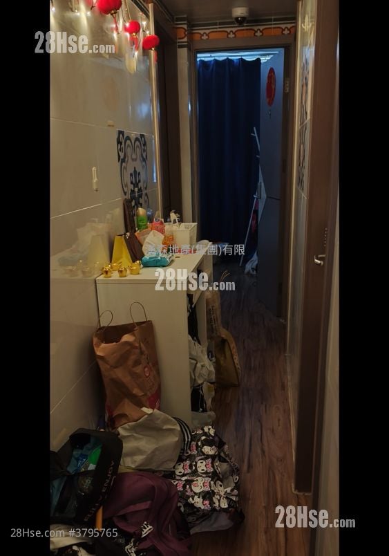 永乐大楼 售盘 5+ 房 910 平方尺