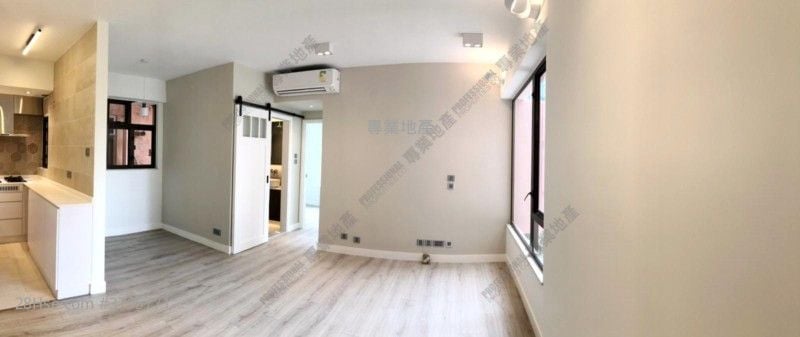 Serene Court Sell 2 Bedrooms , 1 Bathroom 475 ft²