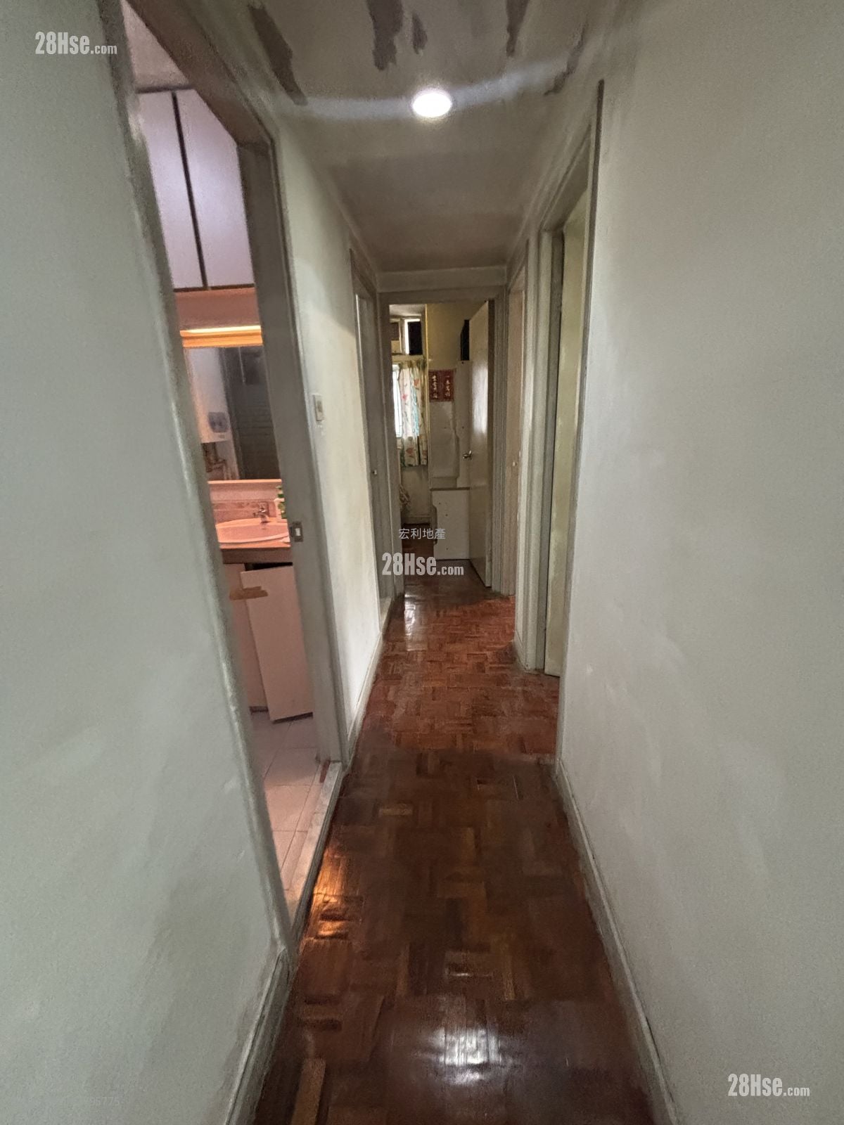 Lok Hin Terrace Sell 3 Bedrooms , 2 Bathrooms 564 ft²