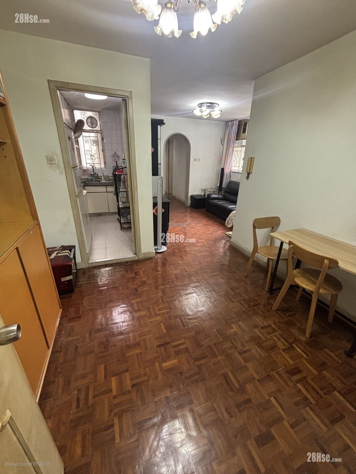 Lok Hin Terrace Sell 3 Bedrooms , 2 Bathrooms 564 ft²