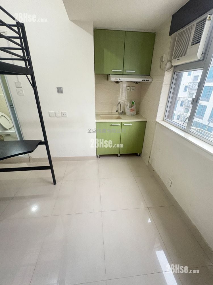 单幢楼房 租盘 1 浴室 130 平方尺