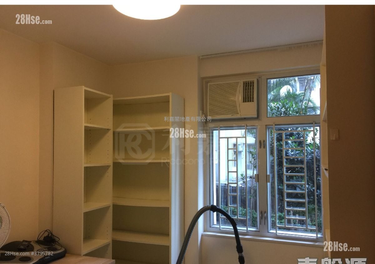 Taikoo Shing Sell 3 Bedrooms , 2 Bathrooms 760 ft²