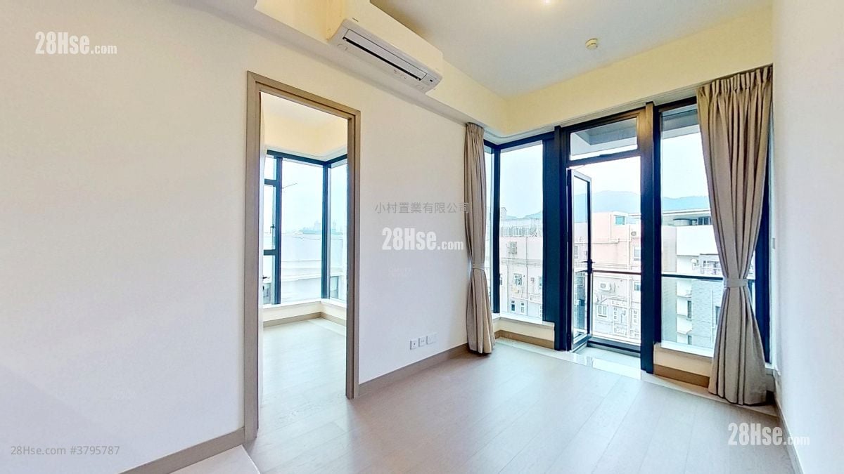 living room: Prince Wesidence Rental 1 Bedroom , 1 Bathroom 362 ft²