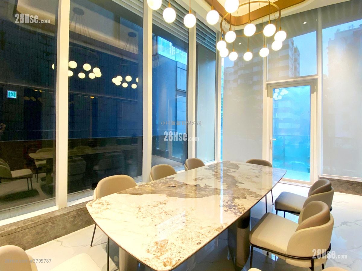 Clubhouse: Prince Wesidence Rental 1 Bedroom , 1 Bathroom 362 ft²