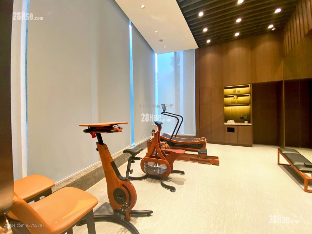 Clubhouse: Prince Wesidence Rental 1 Bedroom , 1 Bathroom 362 ft²