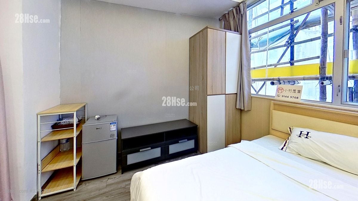 master room: Woon Yin Building Rental Studio , 1 Bathroom 150 ft²