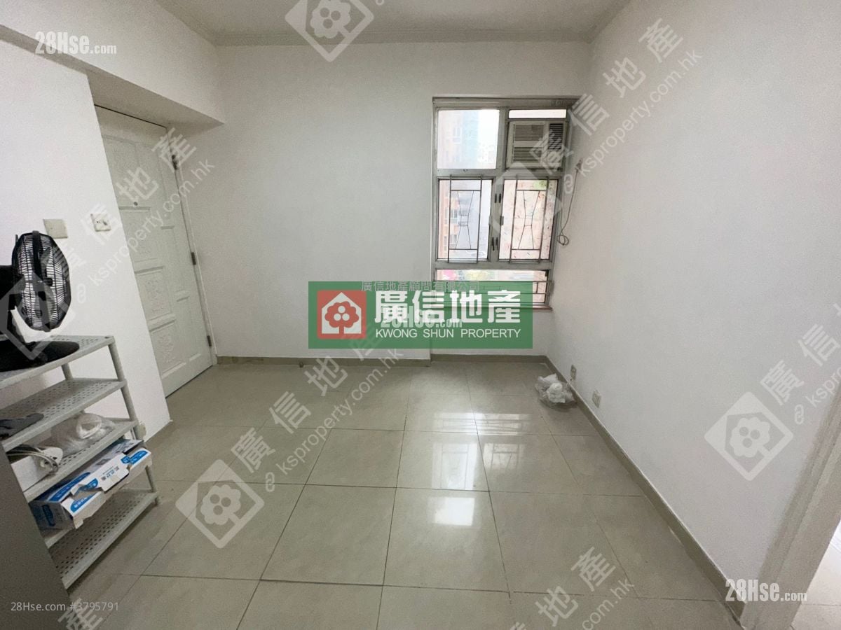 鸿威大厦 租盘 2 房 , 1 浴室 326 平方尺