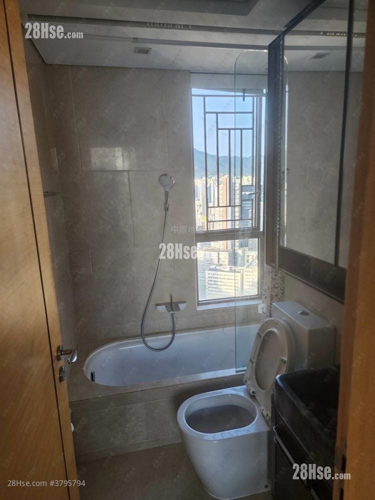 bathroom: 主人房浴室