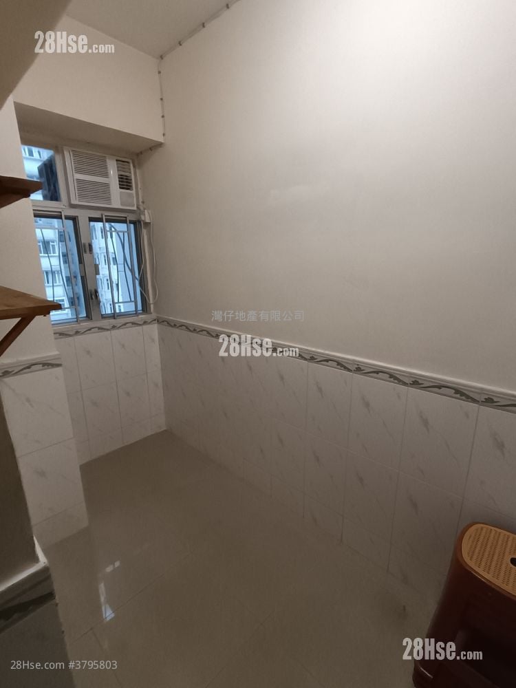 华都楼 租盘 3 房 , 1 浴室 363 平方尺