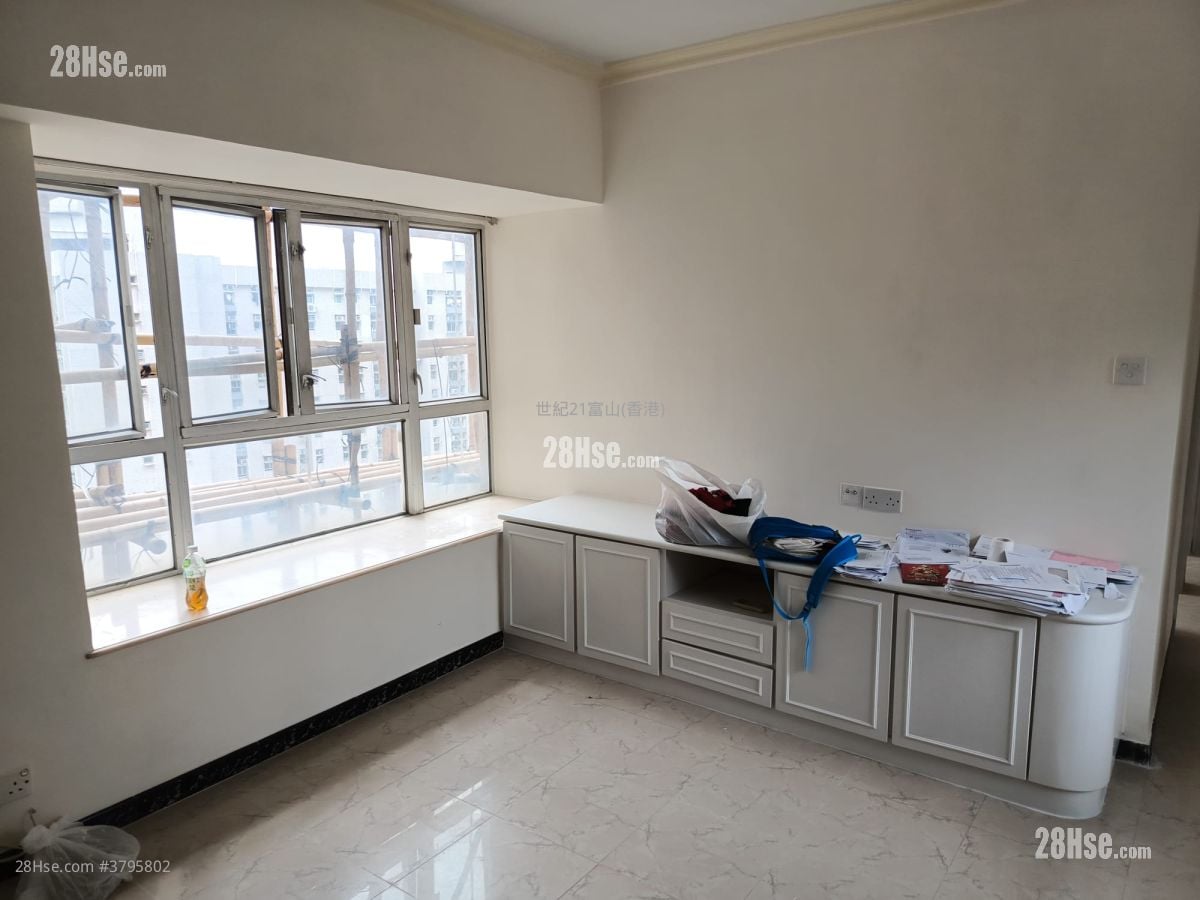 海港花园 售盘 3 房 , 2 浴室 597 平方尺