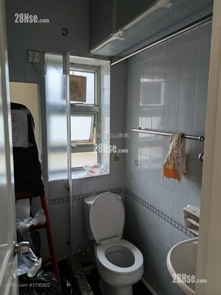 海港花园 售盘 3 房 , 2 浴室 597 平方尺