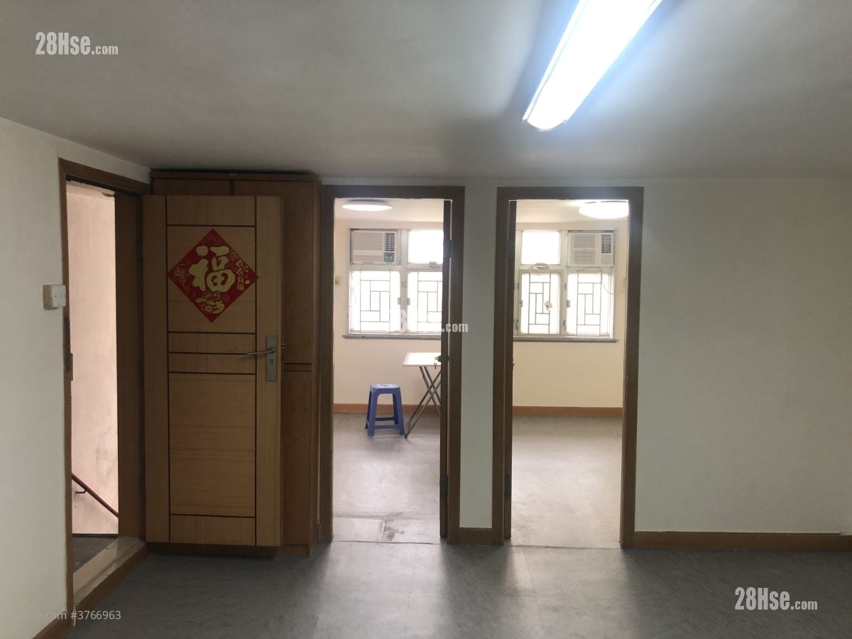 荃湾国瑞道海坝新村63号M/F楼 租盘 3 房