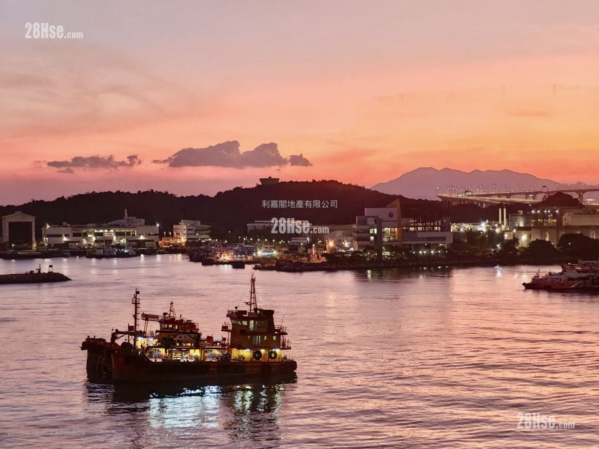 维港滙 售盘 3 房 797 平方尺