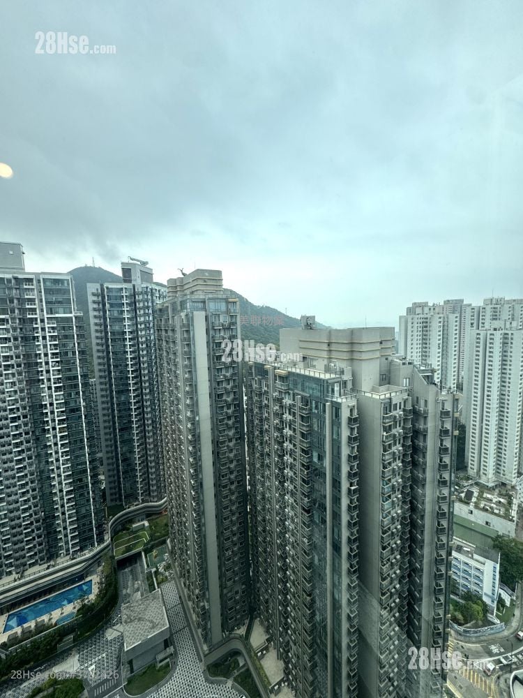 The Southside Rental 3 Bedrooms , 2 Bathrooms 958 ft²