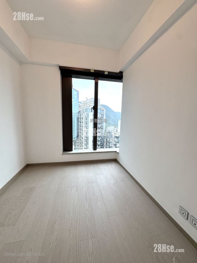 The Southside Rental 3 Bedrooms , 2 Bathrooms 958 ft²