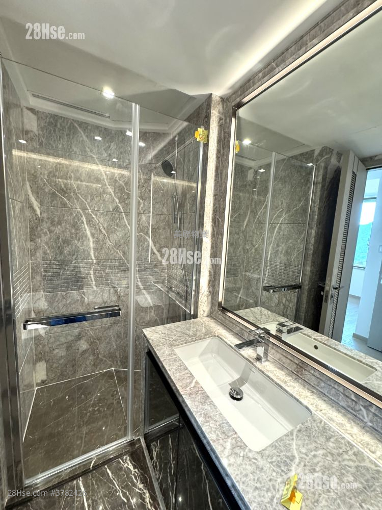 The Southside Rental 3 Bedrooms , 2 Bathrooms 958 ft²