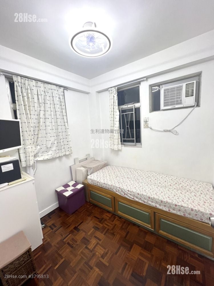 bedroom 2: Wyler Garden Sell 2 Bedrooms , 1 Bathroom 335 ft²