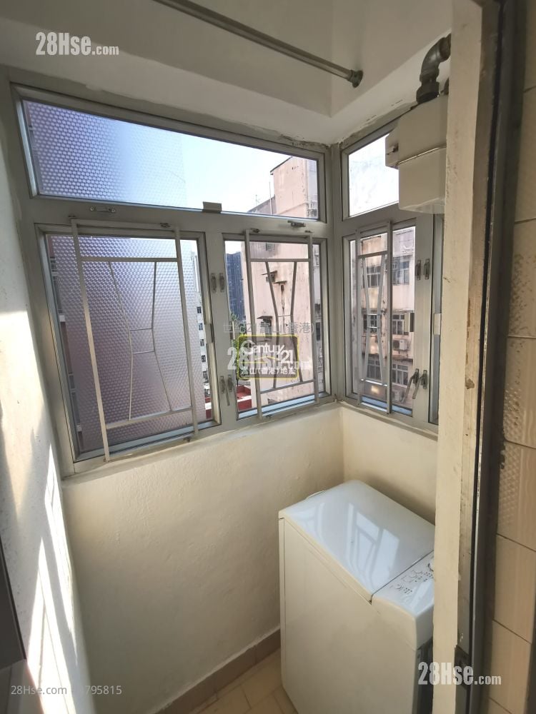 伯德大楼 售盘 2 房 , 1 浴室 352 平方尺