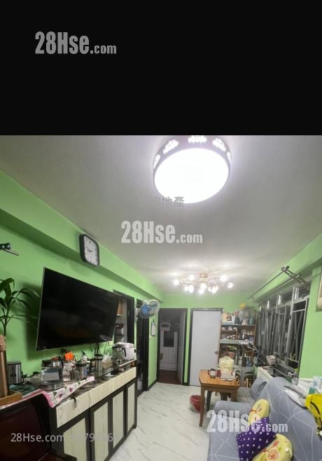 Beverly Court Sell 2 Bedrooms , 1 Bathroom 388 ft²