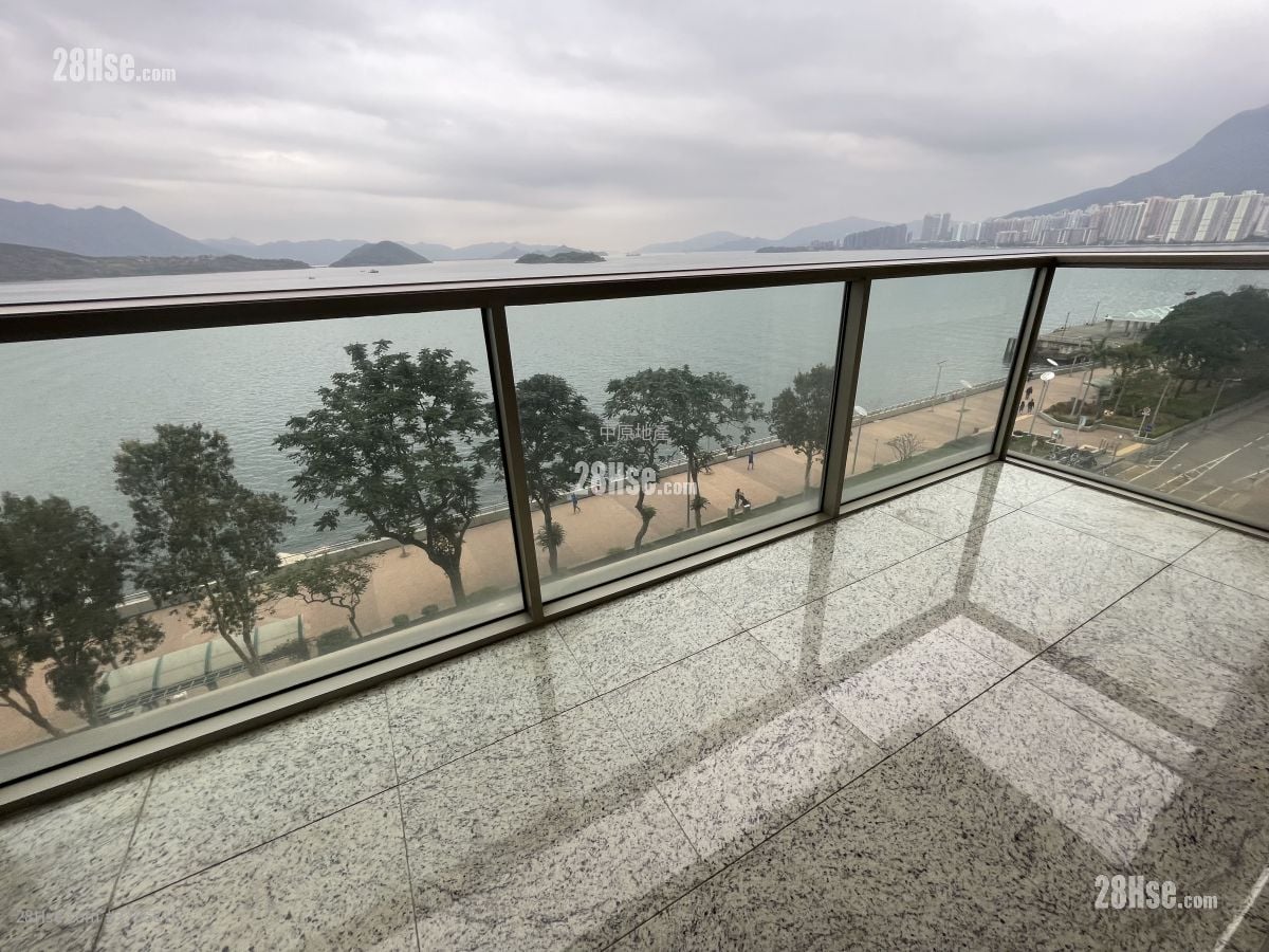 Mayfair By The Sea Rental 4 Bedrooms , 3 Bathrooms 1,691 ft²