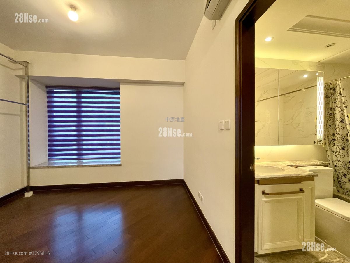 Mayfair By The Sea Rental 4 Bedrooms , 3 Bathrooms 1,691 ft²