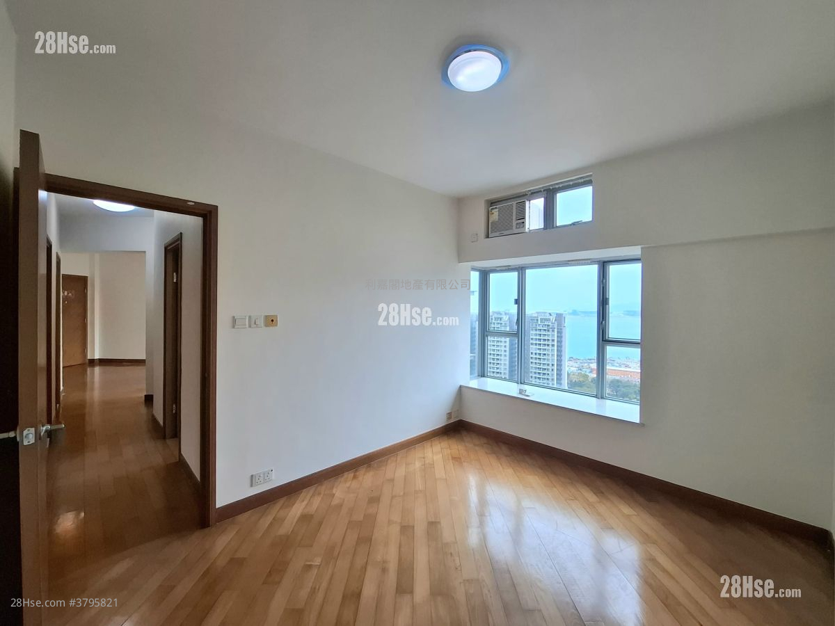 Coastal Skyline Sell 3 Bedrooms , 2 Bathrooms 781 ft²