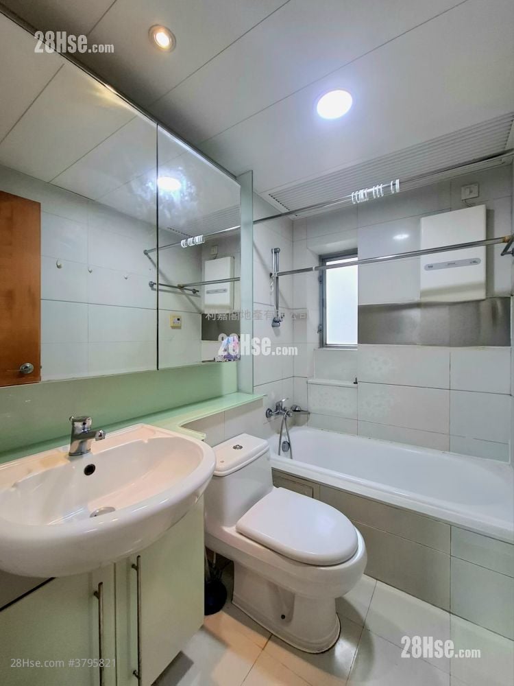 Coastal Skyline Sell 3 Bedrooms , 2 Bathrooms 781 ft²