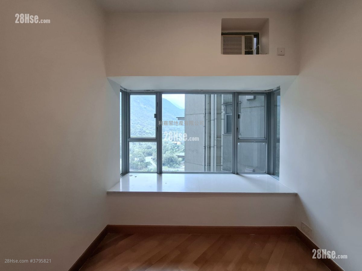 Coastal Skyline Sell 3 Bedrooms , 2 Bathrooms 781 ft²