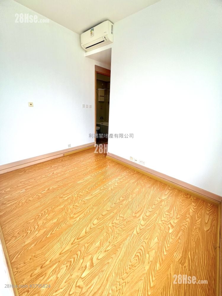 The Orchards Sell 3 Bedrooms , 2 Bathrooms 752 ft²