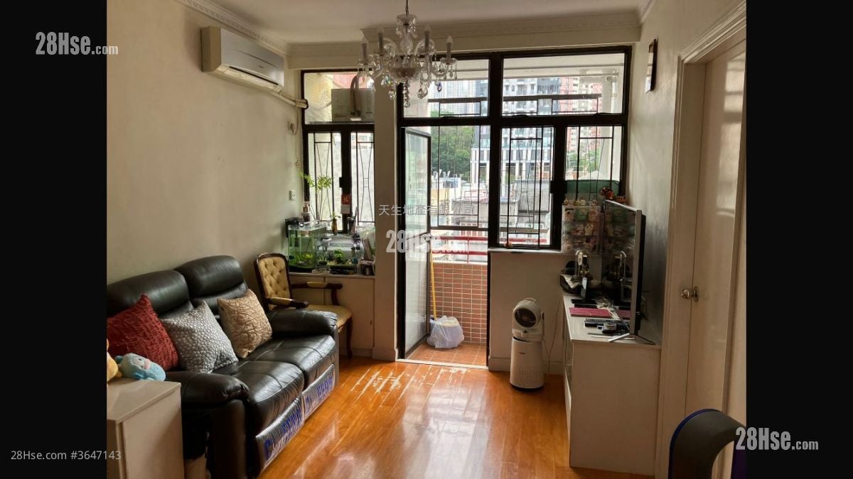 Dragon Centre Sell 3 Bedrooms , 1 Bathroom 681 ft²