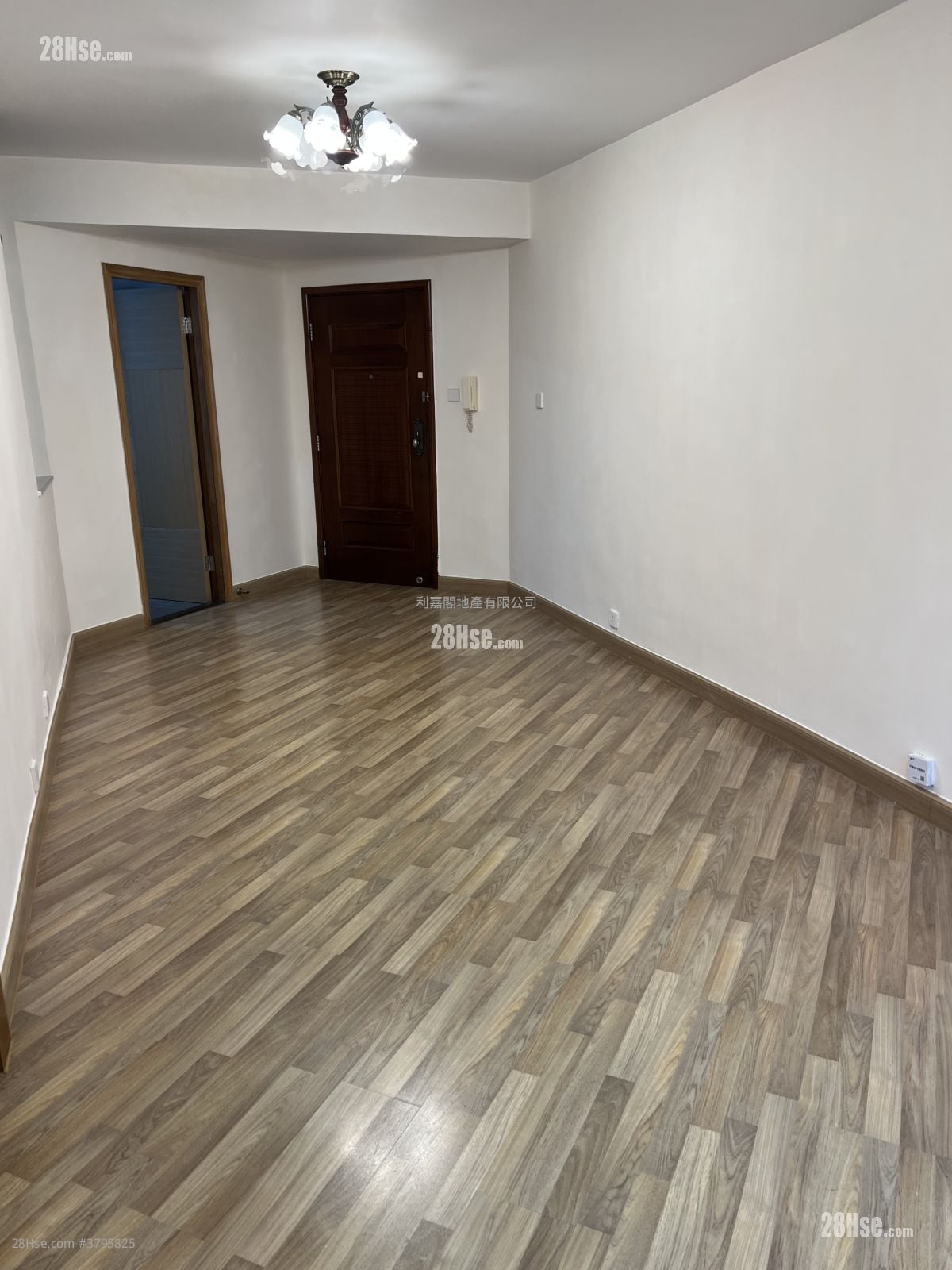 栢蕙苑 售盘 3 房 , 1 浴室 626 平方尺