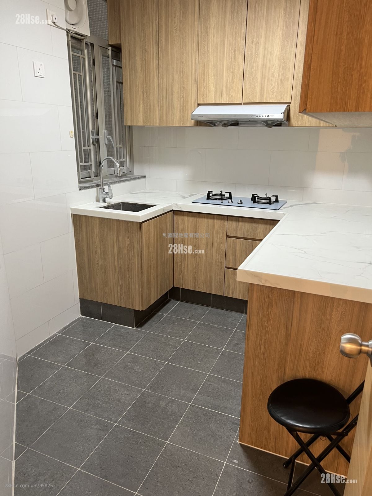 栢蕙苑 售盘 3 房 , 1 浴室 626 平方尺