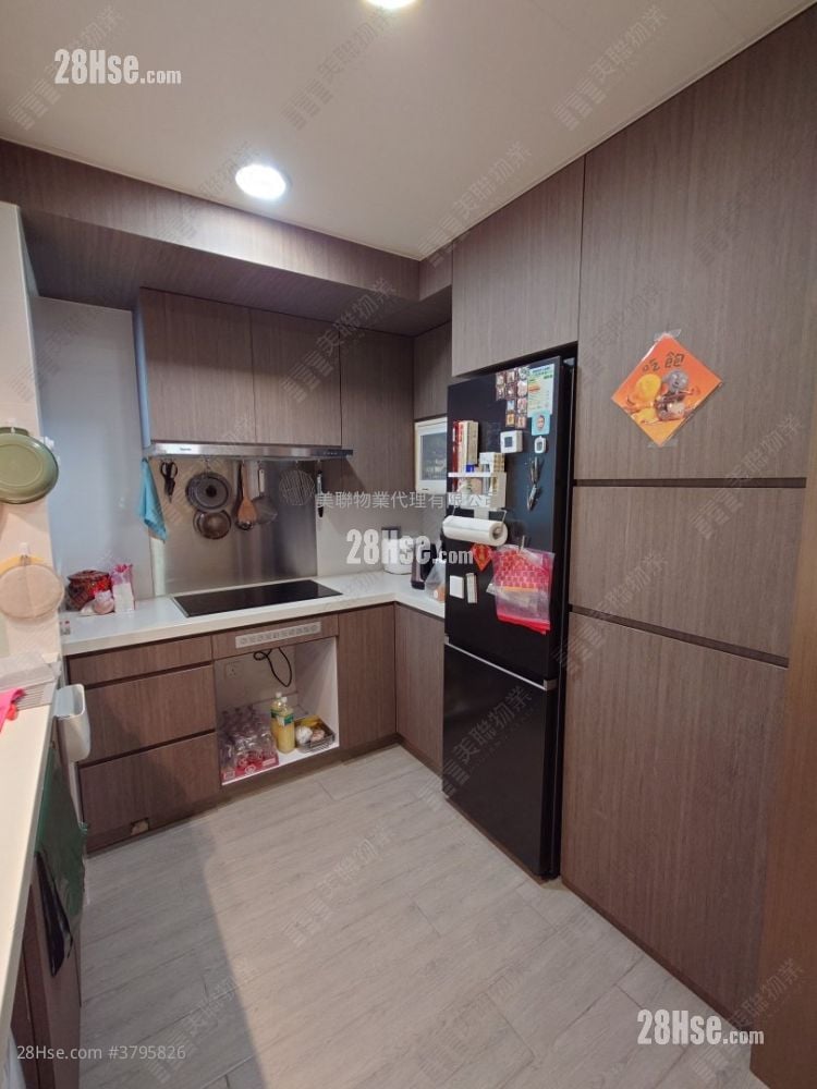 Oscar By The Sea Sell 2 Bedrooms 525 ft²