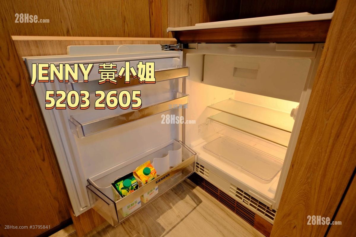 Seven Victory Avenue Rental Studio , 1 Bathroom 181 ft²