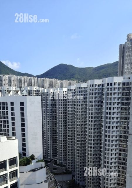 Kornhill Garden Sell 2 Bedrooms , 1 Bathroom 431 ft²