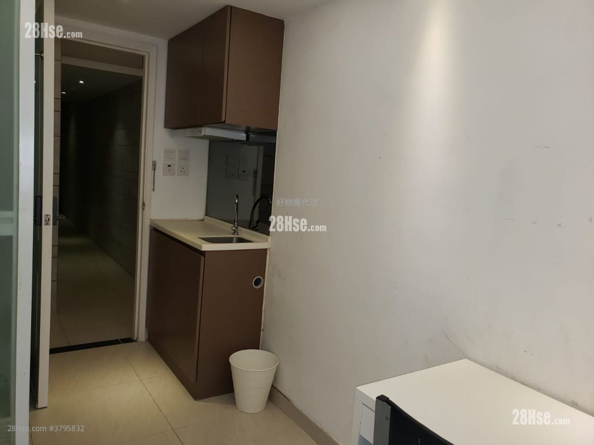 薄扶林道31-31A号 租盘 1 浴室 160 平方尺