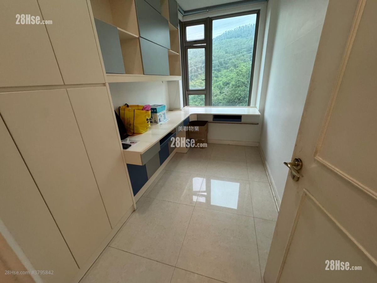 朗逸峰 售盘 3 房 931 平方尺