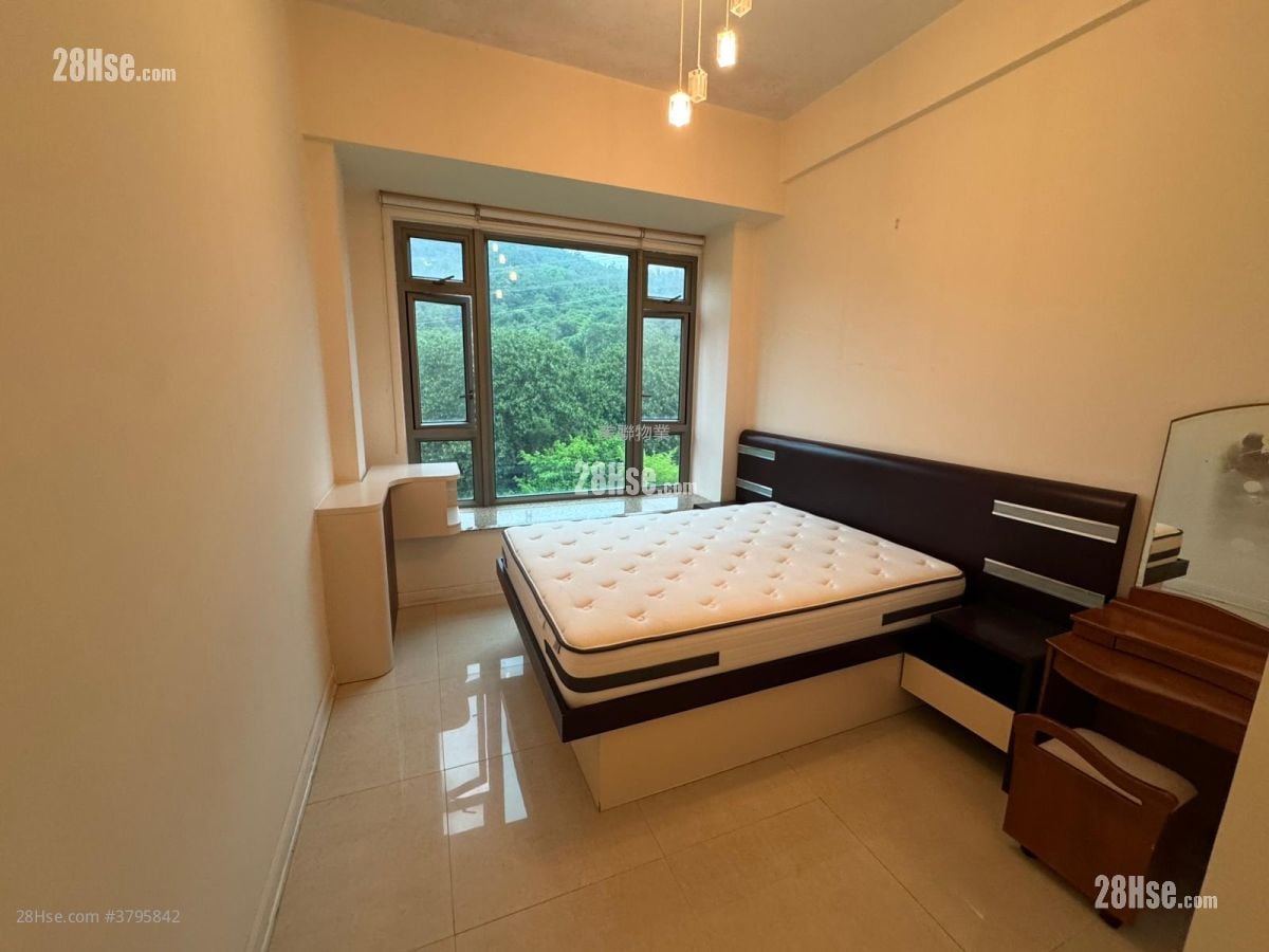 朗逸峰 售盘 3 房 931 平方尺