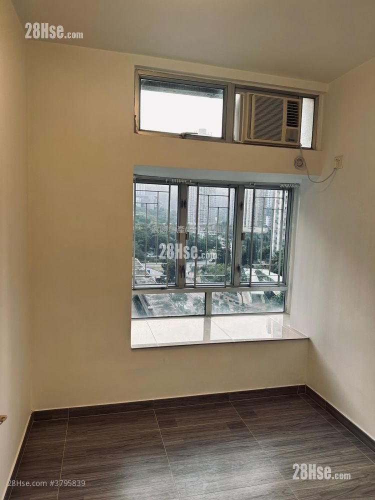 Greenfield Garden Rental 2 Bedrooms , 1 Bathroom 365 ft²