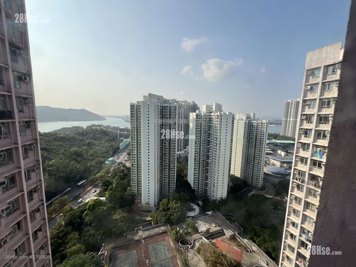 Yu Tung Court Sell 1 Bedroom , 1 Bathroom 426 ft²