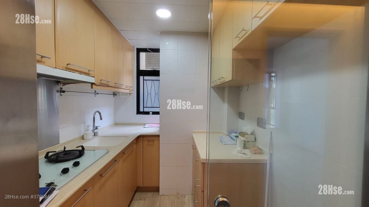 Villa Pinada House Rental 2 Bedrooms , 2 Bathrooms 589 ft²