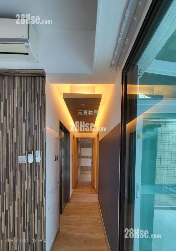 Villa Pinada House Rental 2 Bedrooms , 2 Bathrooms 589 ft²