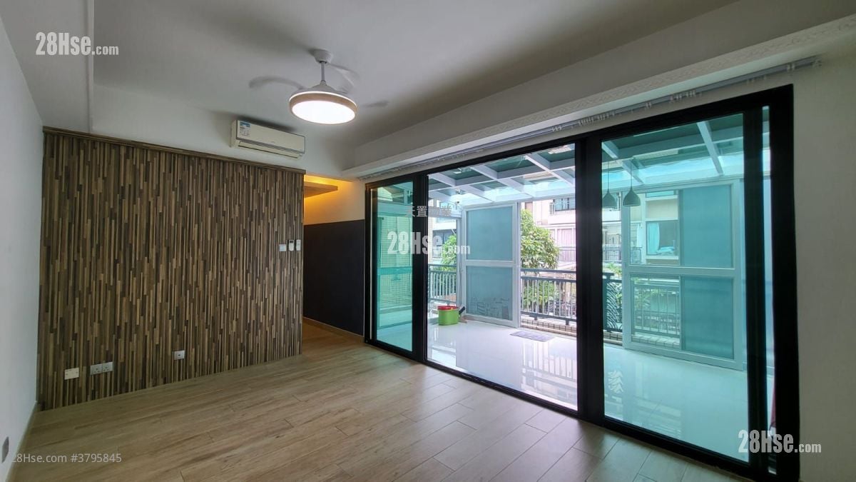 Villa Pinada House Rental 2 Bedrooms , 2 Bathrooms 589 ft²