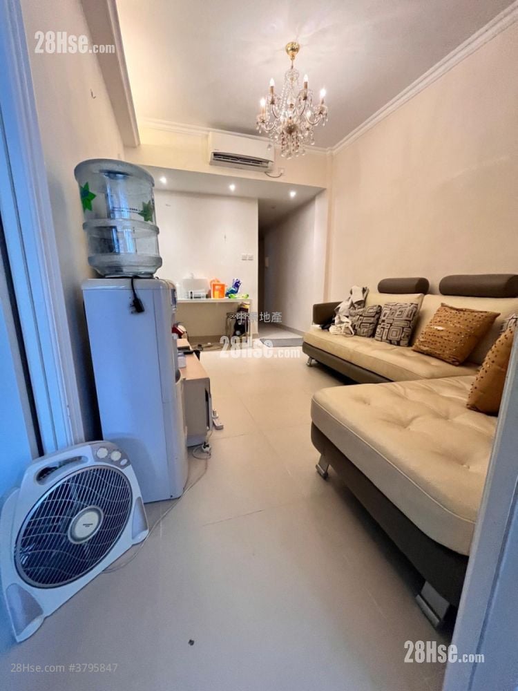 Glory House Sell 3 Bedrooms , 1 Bathroom 465 ft²