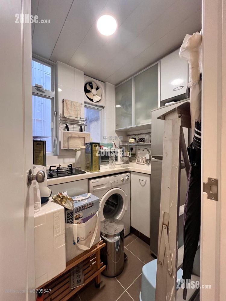 Glory House Sell 3 Bedrooms , 1 Bathroom 465 ft²