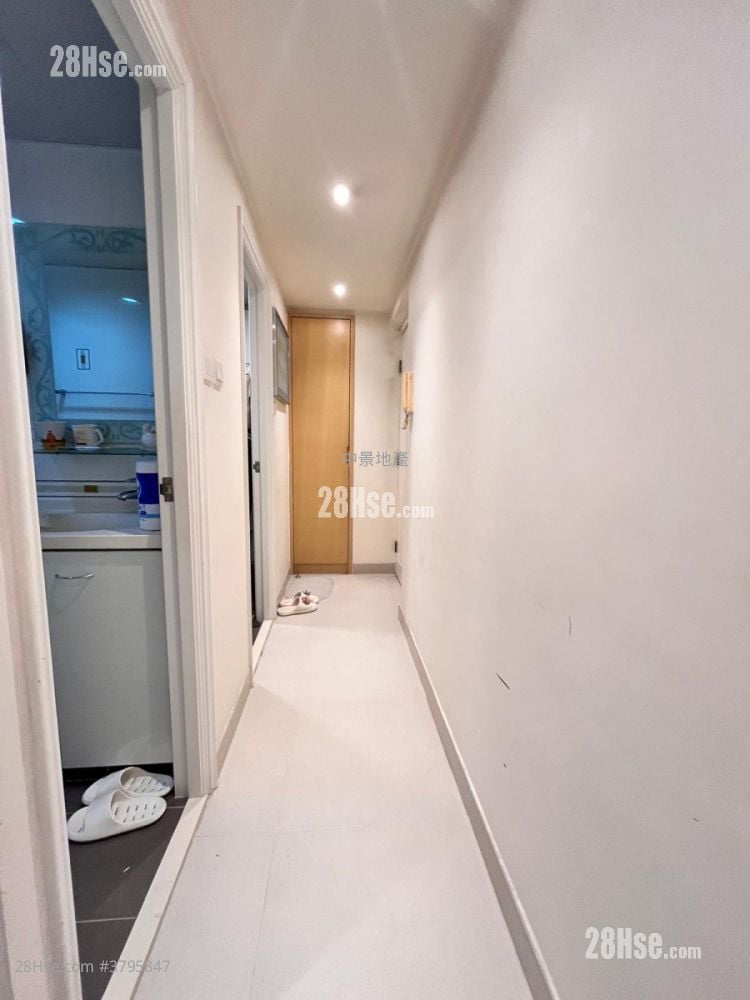 Glory House Sell 3 Bedrooms , 1 Bathroom 465 ft²