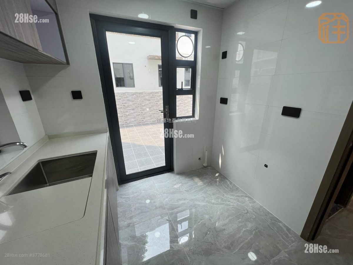 Village Sell 3 Bedrooms , 2 Bathrooms