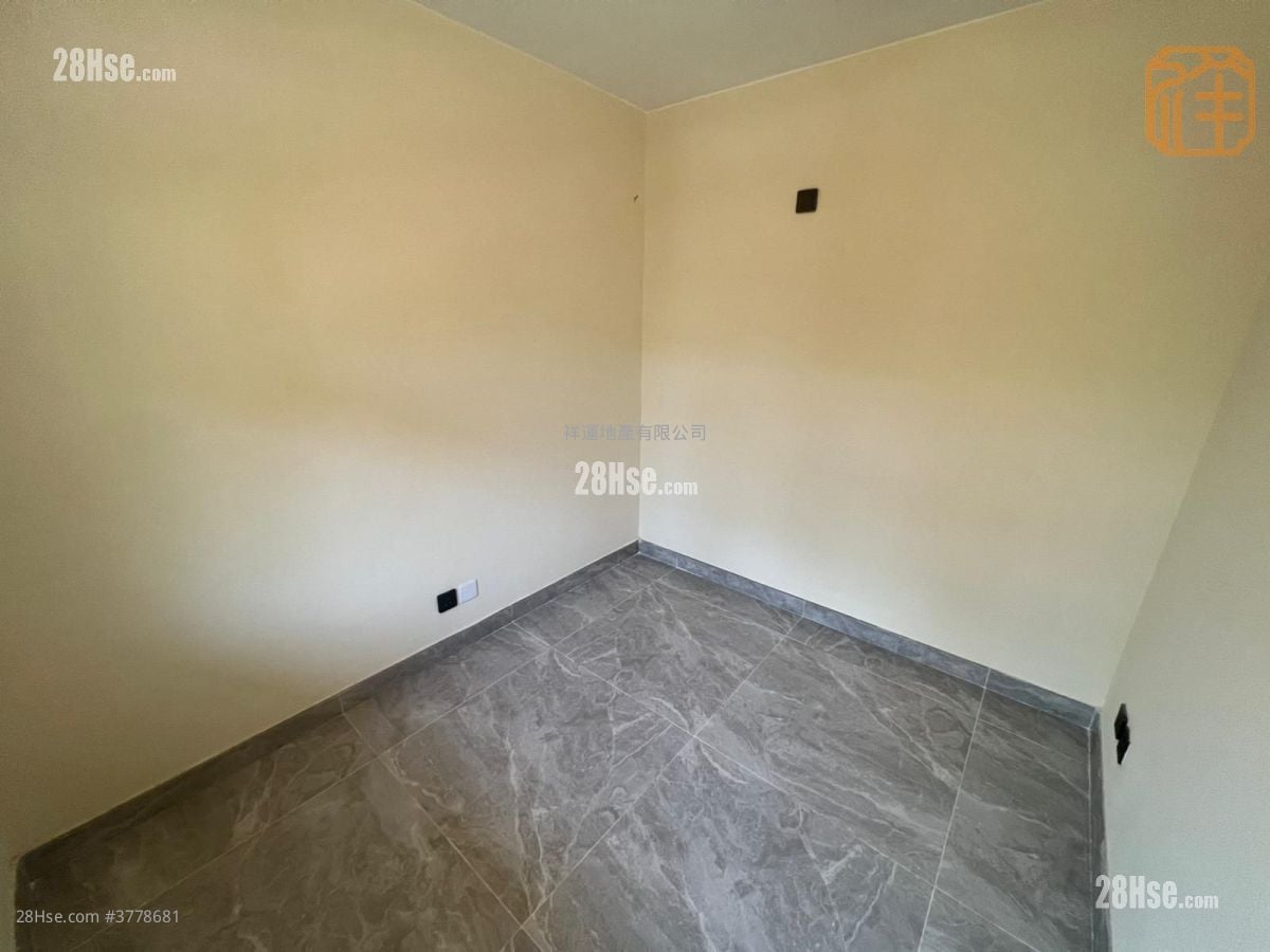 Village Sell 3 Bedrooms , 2 Bathrooms